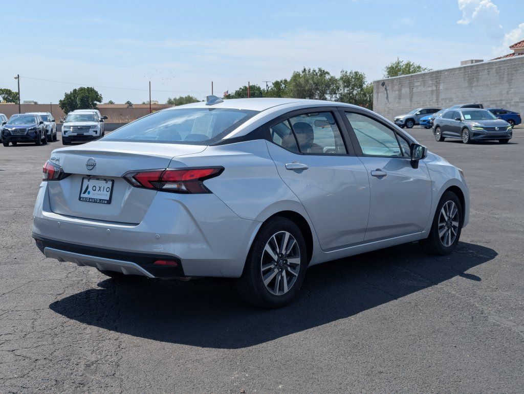 Used 2025 Nissan Versa SV FWD image 3