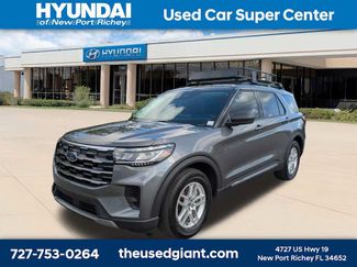 Used 2025 Ford Explorer Active RWD video 1