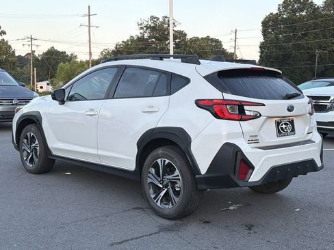 Used 2026 Subaru Crosstrek 2.5i Premium AWD/4WD image 5