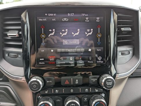 Used 2021 RAM 3500 Laramie AWD/4WD image 30
