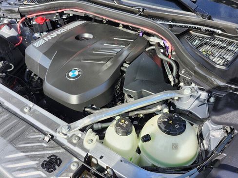 Certified 2025 BMW X3 xDrive30i w/ Premium Package image 27