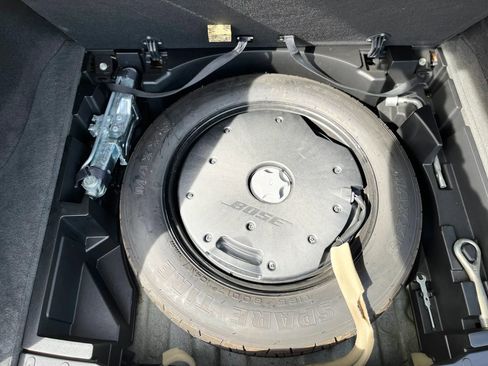 Used 2016 INFINITI QX50 2WD w/ Deluxe Touring Package image 23