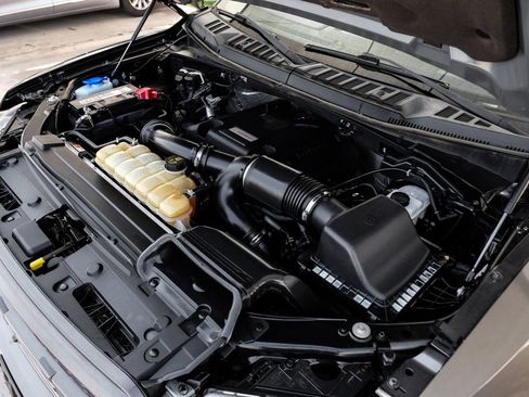 Used 2017 Ford F150 Raptor w/ Equipment Group 802A Luxury image 56