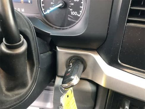 Used 2024 Ford F250 XLT image 21