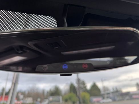 Used 2015 Chevrolet Camaro LT image 28