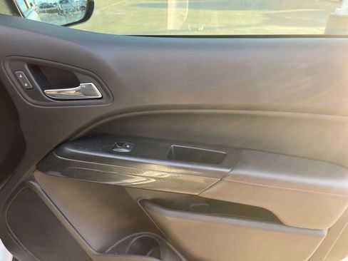 Used 2018 GMC Canyon All Terrain image 25