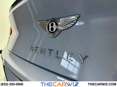 Used 2024 Bentley Continental GT V8 image 27