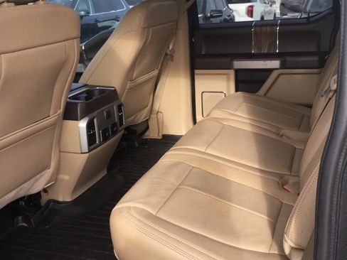 Used 2020 Ford F150 Lariat image 11