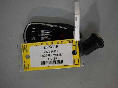 Used 2025 Buick Encore GX Preferred AWD/4WD image 11