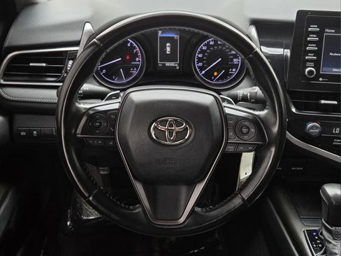 Used 2021 Toyota Camry SE FWD image 19