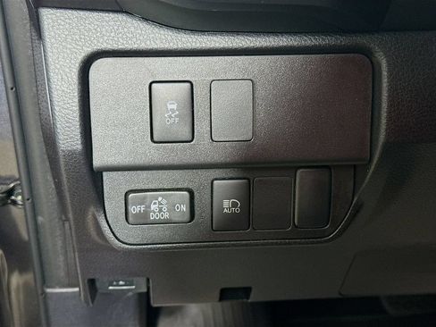 Certified 2023 Toyota Tacoma SR AWD/4WD image 10