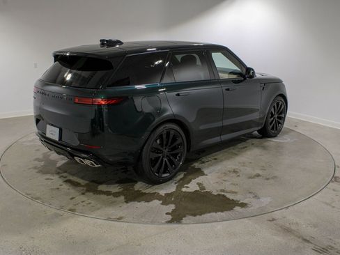 New 2026 Land Rover Range Rover Sport Dynamic SE image 5