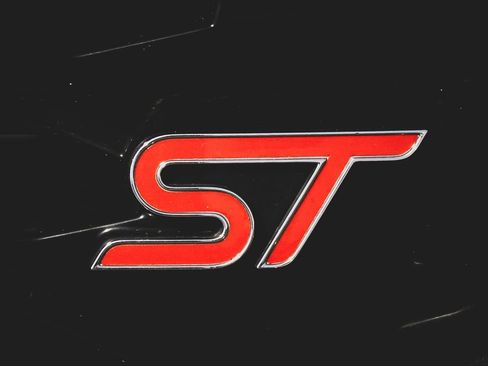 Used 2021 Ford Explorer ST w/ Equipment Group 401A image 4