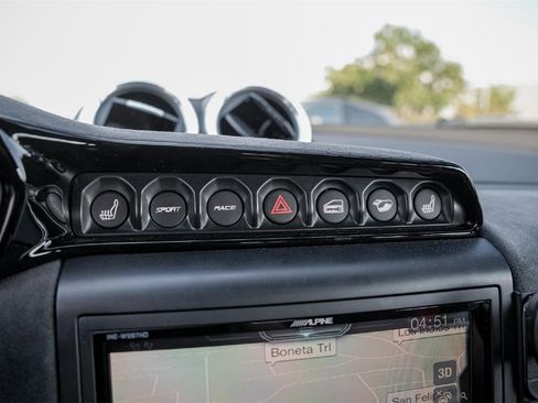 Used 2021 Lotus Evora image 29