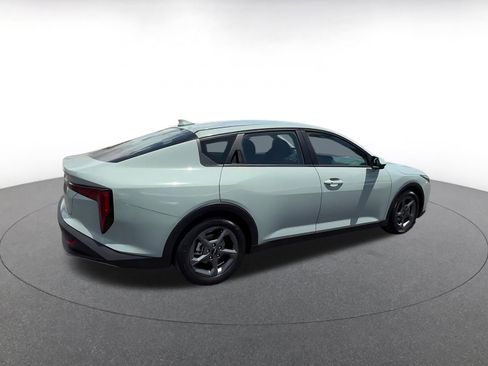 Used 2025 Kia K4 FWD image 15