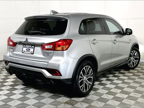 Used 2019 Mitsubishi Outlander Sport SE image 12