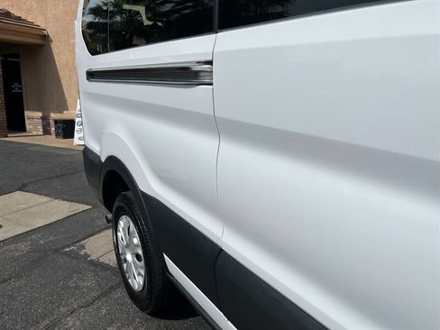 Used 2022 Ford Transit 350 XLT RWD image 27