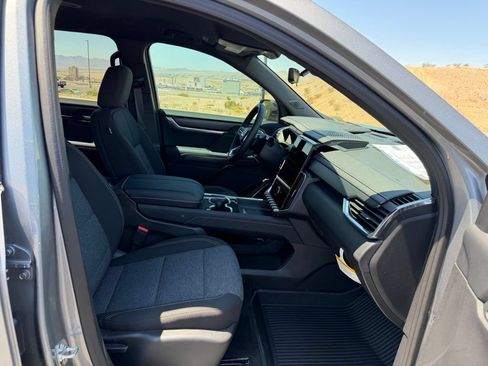 New 2026 GMC Acadia Elevation w/ LPO, Floor Liner Package FWD image 13