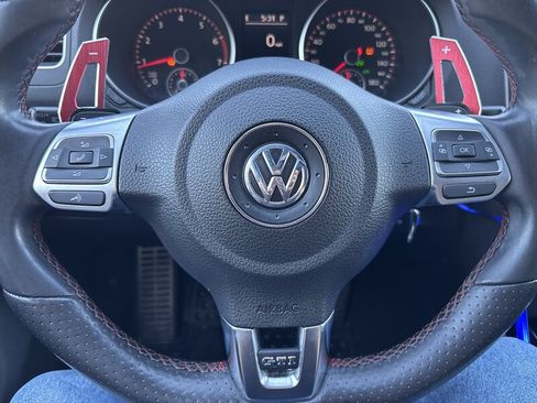 Used 2012 Volkswagen Golf 4-Door FWD image 39