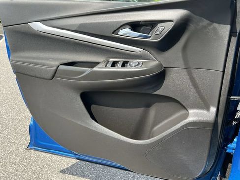 Used 2023 Chevrolet Bolt EUV LT w/ Driver Confidence Package FWD image 30