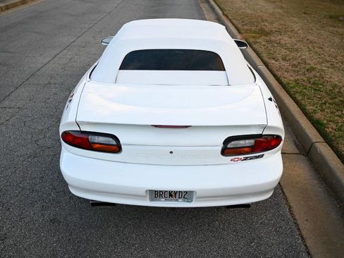 Used 1997 Chevrolet Camaro Z28 image 51