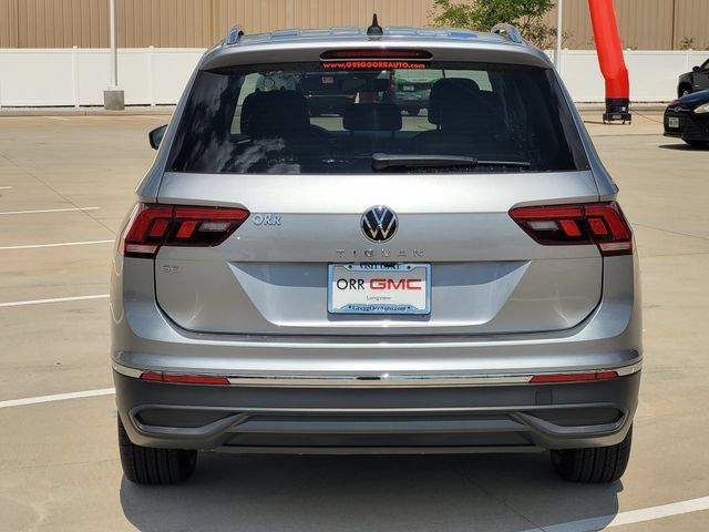 Used 2022 Volkswagen Tiguan SE FWD image 5
