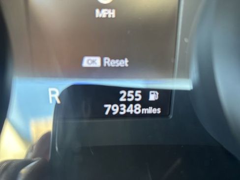 Used 2019 Nissan Rogue Sport S image 18