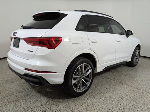 Certified 2025 Audi Q3 2.0T Premium image 7