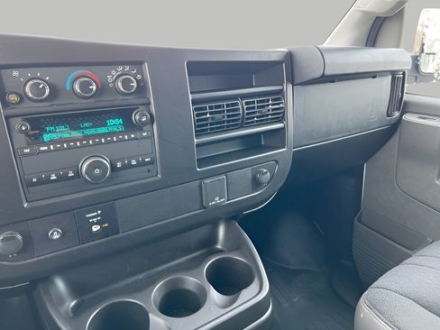 Used 2024 Chevrolet Express 2500 w/ Driver Convenience Package image 10