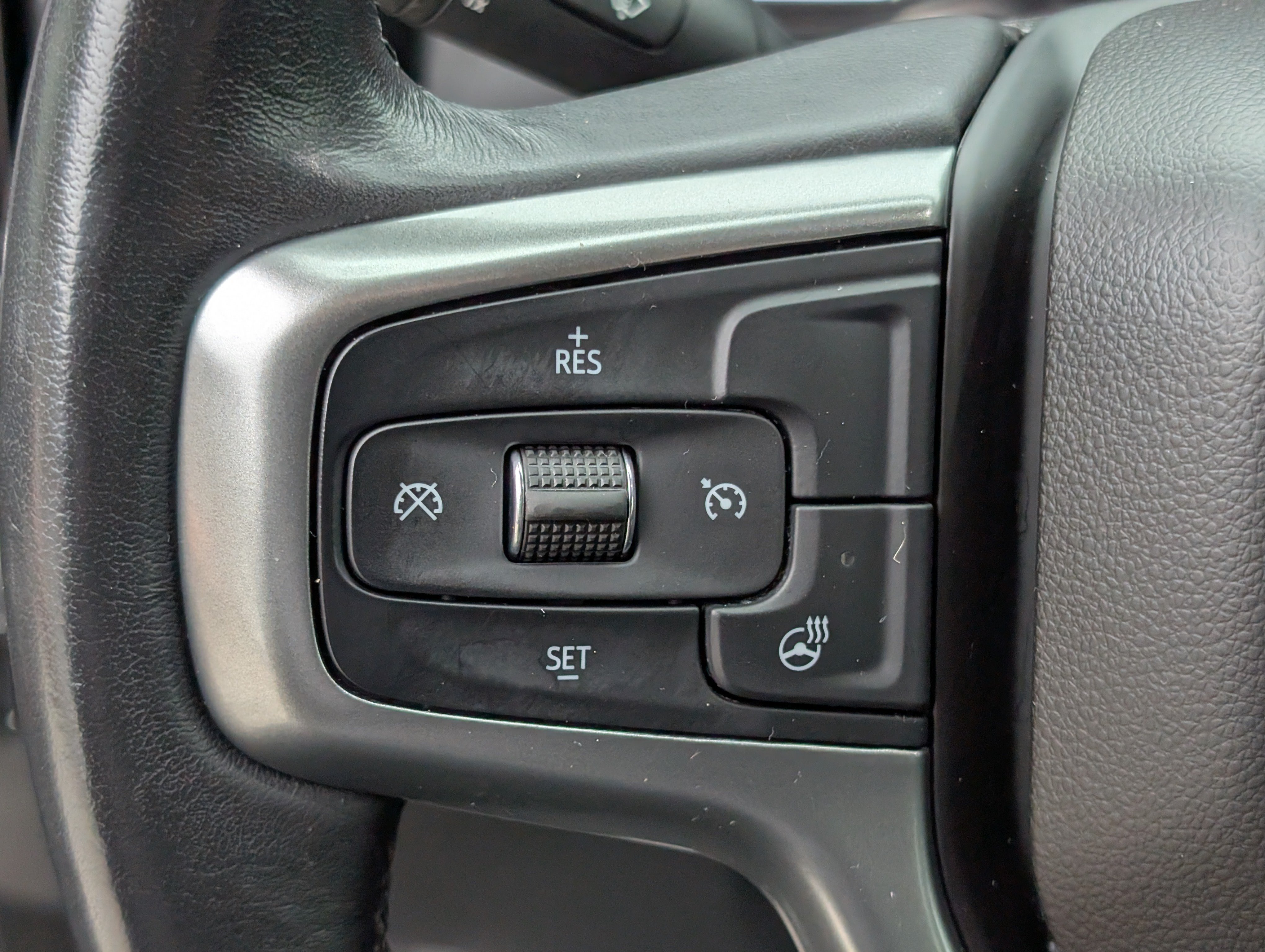 Used 2019 Chevrolet Silverado 1500 LT w/ All-Star Edition AWD/4WD image 22