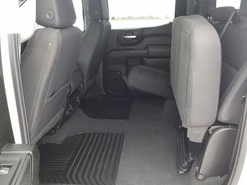 Used 2023 Chevrolet Silverado 1500 Custom image 14