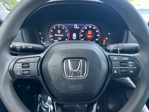 Used 2025 Honda Accord SE image 11