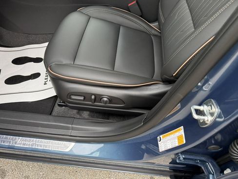 New 2026 Buick Envista Avenir FWD image 12