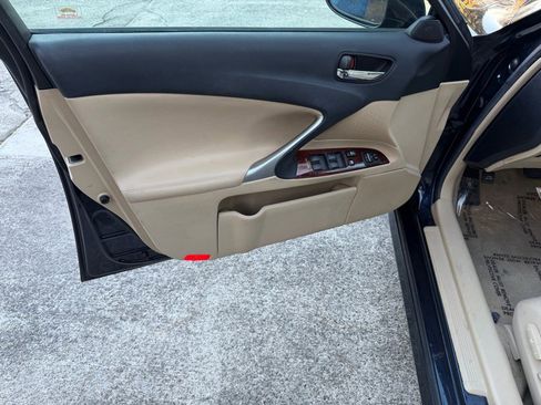 Used 2007 Lexus IS 250 image 17