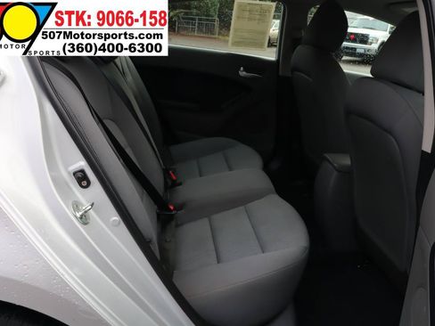 Used 2018 Kia Forte LX FWD image 15