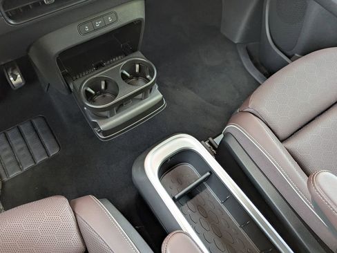 New 2025 Volkswagen ID. Buzz 1st Edition RWD image 14