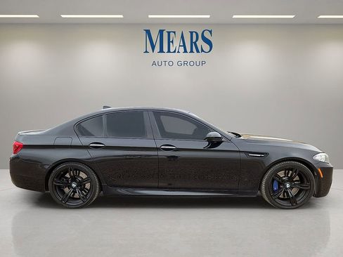 Used 2015 BMW M5 image 6