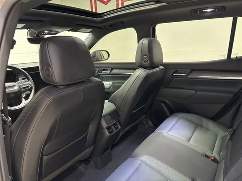 Used 2026 GMC Terrain AT4 w/ Convenience Package III image 37