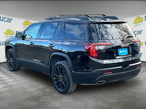 Used 2023 GMC Acadia SLT w/ Elevation Edition image 4