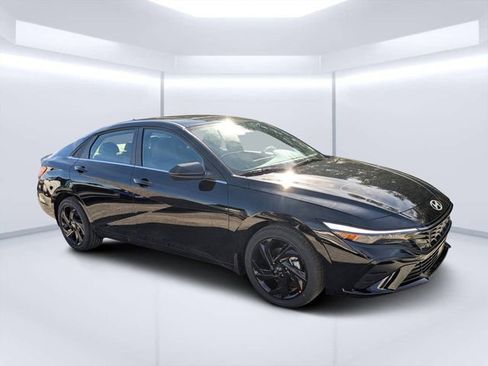 New 2026 Hyundai Elantra SEL Sport Premium FWD image 1