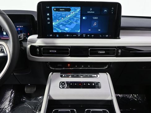 New 2026 Lincoln Aviator Reserve AWD/4WD image 27