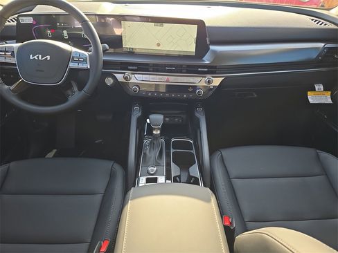 New 2025 Kia Telluride S image 17