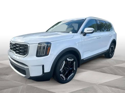 Certified 2024 Kia Telluride S FWD image 1