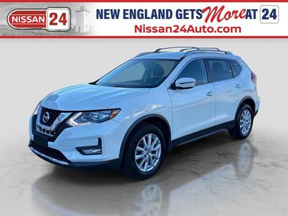 Used 2017 Nissan Rogue SV