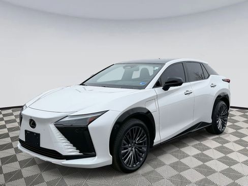 Used 2023 Lexus RZ 450e Premium w/ Accessory Package (Z1) image 5