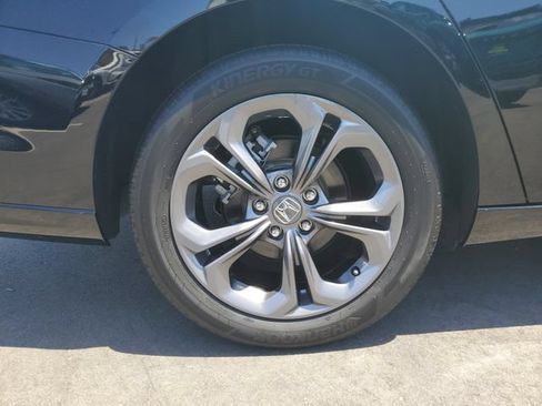 Certified 2024 Honda Accord EX-L image 5