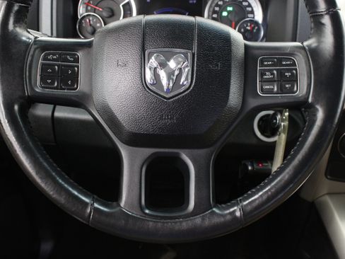 Used 2014 RAM 1500 Lone Star RWD image 25