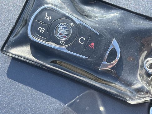 Used 2020 Buick Envision Essence w/ Experience Buick Package FWD image 36