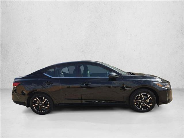 Used 2025 Nissan Sentra SV w/ All-Weather Package FWD image 4