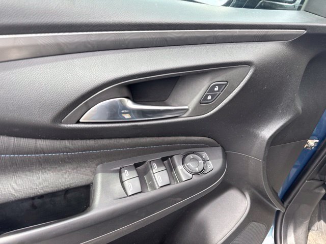 Used 2024 Buick Envista Sport Touring w/ Convenience I Package FWD image 19